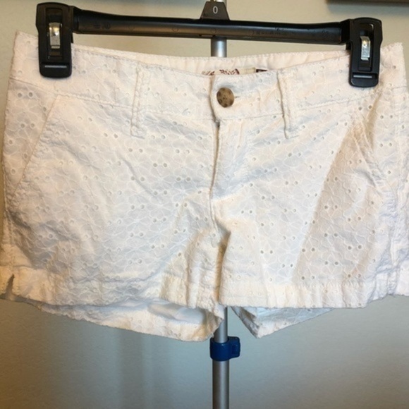 Shorts - Picture 1 of 2